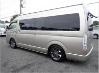 TOYOTA HIACE 2012