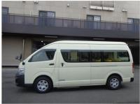 TOYOTA HIACE COMMUTER 2013