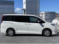 TOYOTA NOAH 2014