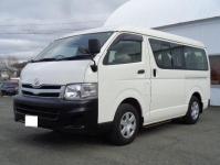 TOYOTA HIACE 2013