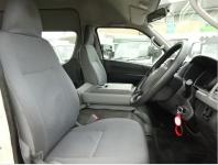 TOYOTA HIACE COMMUTER 2008