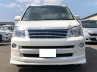TOYOTA NOAH 2005