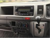 TOYOTA HIACE COMMUTER 2006