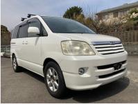 TOYOTA NOAH 2003