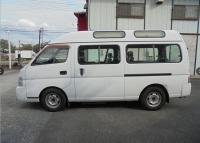 NISSAN CARAVAN 2003