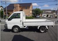MAZDA BONGO 2005