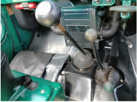 MITSUBISHI JEEP 1990