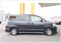 TOYOTA NOAH 2003