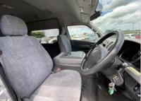 TOYOTA HIACE COMMUTER 2006