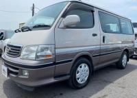 TOYOTA HIACE 2001