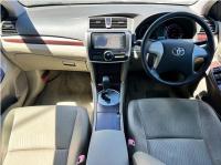 TOYOTA PREMIO 2011