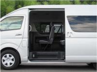 TOYOTA HIACE COMMUTER 2016