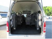 TOYOTA HIACE COMMUTER 2016