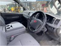 TOYOTA HIACE VAN 2010