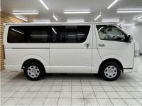 TOYOTA HIACE 2013