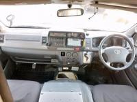 TOYOTA HIACE VAN 2012