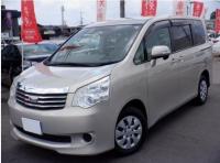Used TOYOTA NOAH