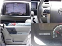 TOYOTA NOAH 2011