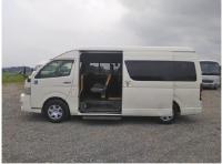 TOYOTA HIACE COMMUTER 2012