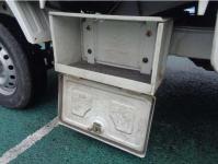 MITSUBISHI MINICAB 2002