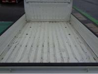 MITSUBISHI MINICAB 2002