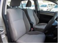 TOYOTA COROLLA AXIO 2013