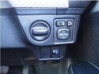 TOYOTA COROLLA AXIO 2013