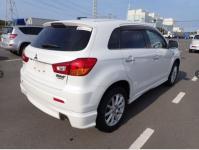 MITSUBISHI RVR 2013
