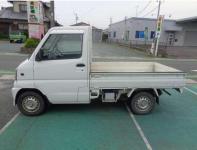 MITSUBISHI MINICAB 2000