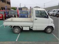 MITSUBISHI MINICAB 2000