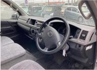 TOYOTA HIACE COMMUTER 2006