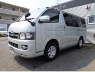 TOYOTA HIACE 2005