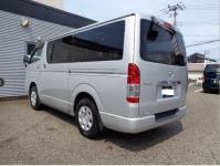 TOYOTA HIACE 2005