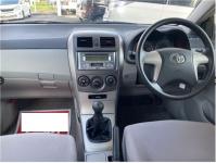 TOYOTA COROLLA AXIO 2011