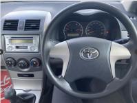 TOYOTA COROLLA AXIO 2011