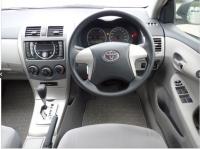 TOYOTA COROLLA AXIO 2011