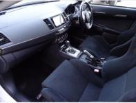 MITSUBISHI LANCER EVOLUTION 10 2011