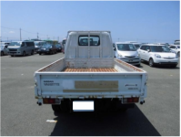 NISSAN VANETTE TRUCK 2004