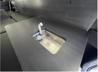 TOYOTA HIACE COMMUTER 2013