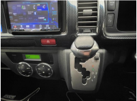 TOYOTA HIACE COMMUTER 2013