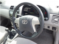 TOYOTA COROLLA AXIO 2010