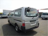 NISSAN CARAVAN 2006