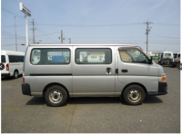 NISSAN CARAVAN 2006