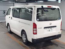 TOYOTA HIACE VAN 2013