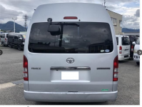 TOYOTA HIACE 2005