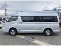 TOYOTA HIACE 2005