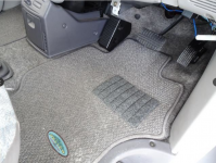 MITSUBISHI DELICA SPACE GEAR 1999