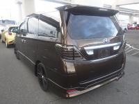 TOYOTA ALPHARD 2009