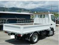 MITSUBISHI FUSO CANTER. 2003