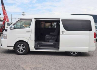 TOYOTA HIACE WAGON 2014